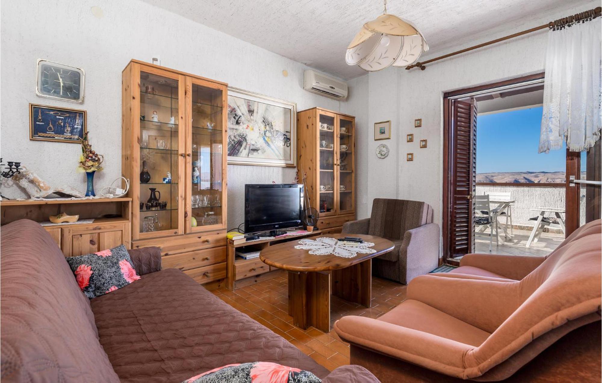 2 Bedroom Nice Apartment In 야블라나츠 외부 사진